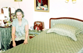 Isse in her bedroom.